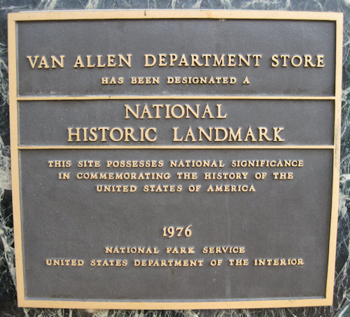Plaque