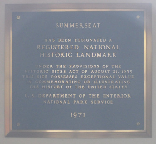 Plaque