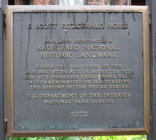 Plaque