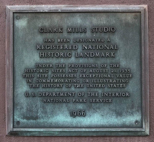 Plaque