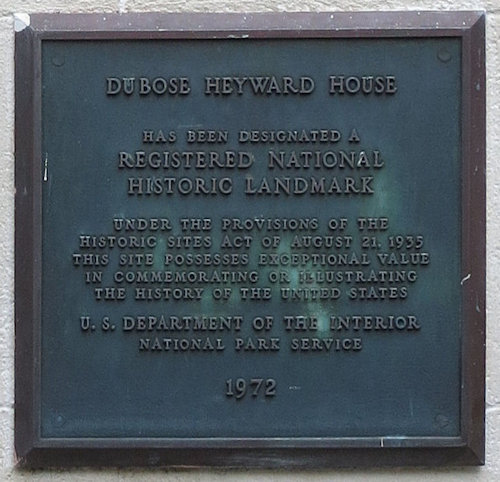 Plaque