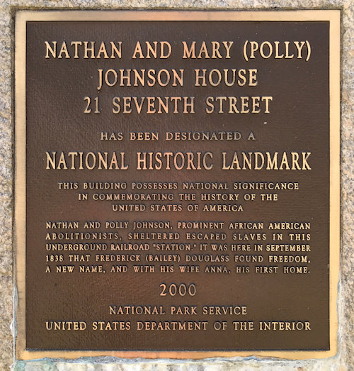 Plaque