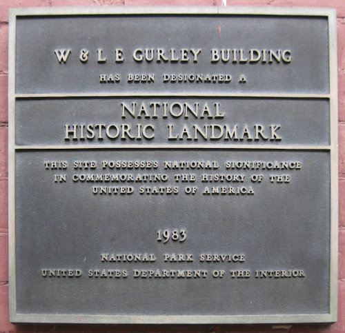 Plaque