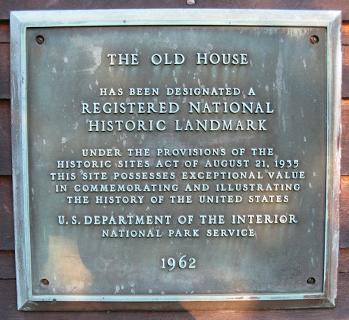 Plaque