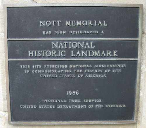 Plaque