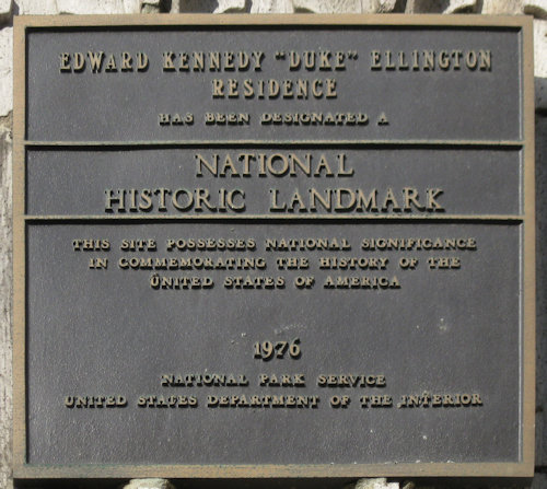 Plaque