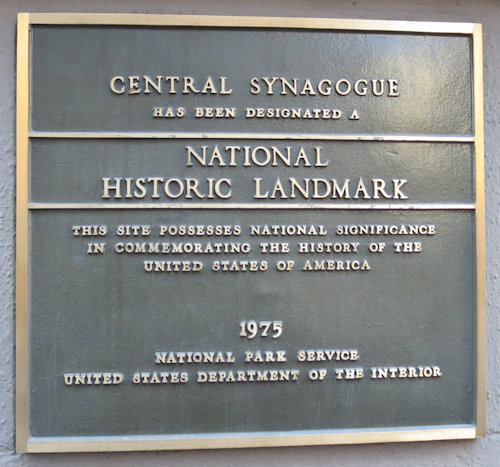 Plaque