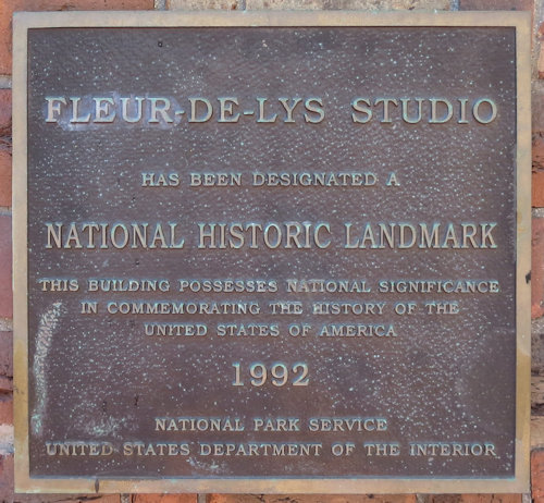 Plaque