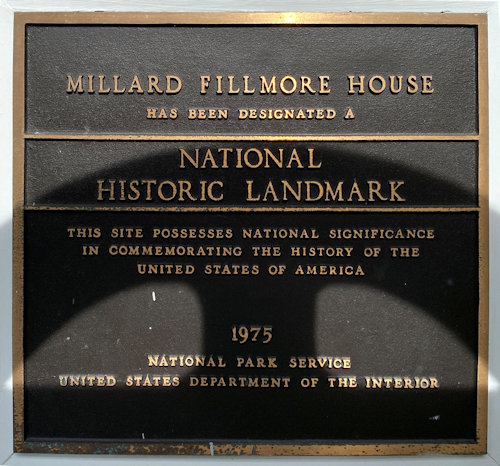 Plaque