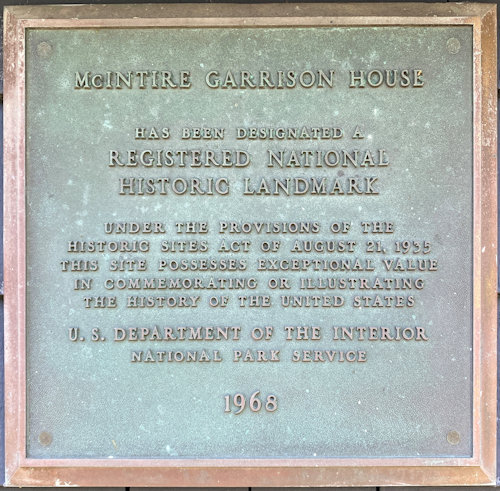 Plaque